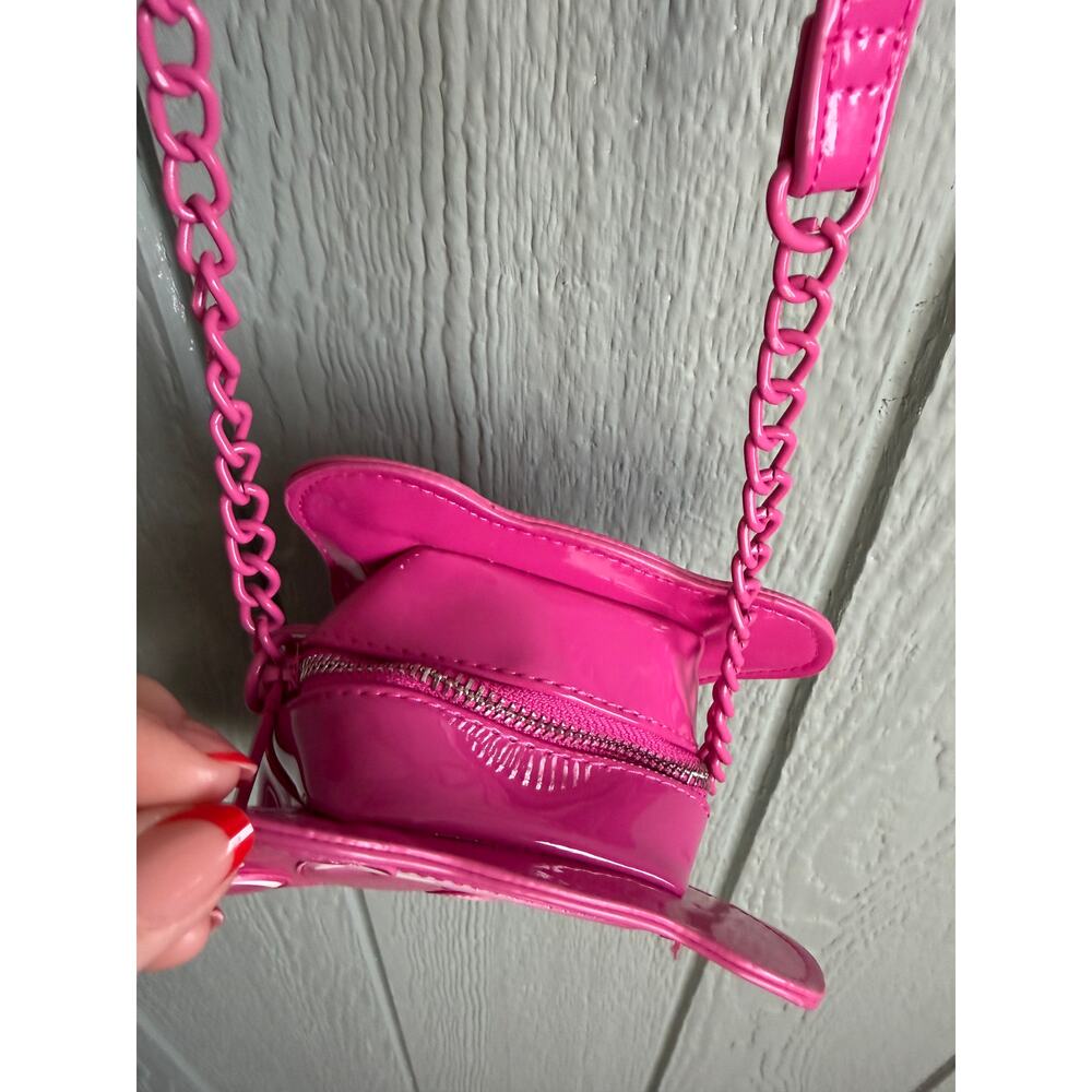 Betsey Johnson Kitsch Bear Necessity Gummy Bear Crossbody - Picture 3 of 7
